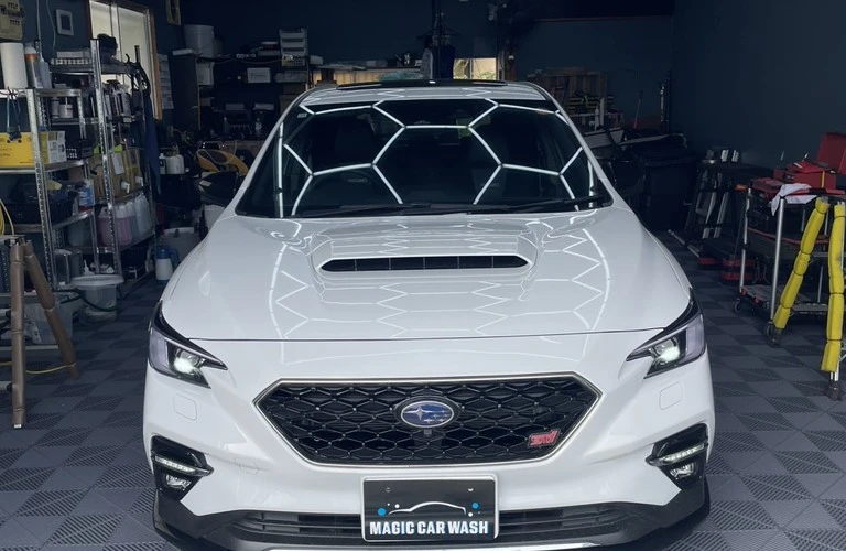 SUBARUレヴォーグ ドアの凹み修理 | 伊勢崎市の洗車コーティング・デントリペア専門店